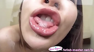 Japanese Asian Tongue Spit Light Toilet water Wipe the floor with Sucking Kissing Handjob amulet - More handy fetish-master.net